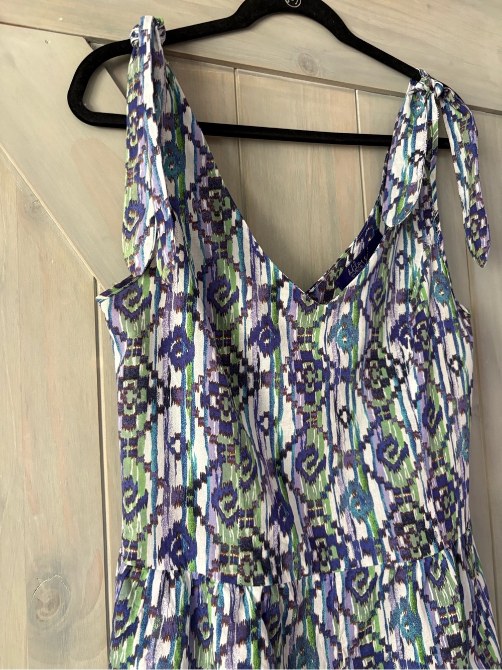 Miley Cyrus Max Azria Sleeveless Romper - Picture 2 of 7